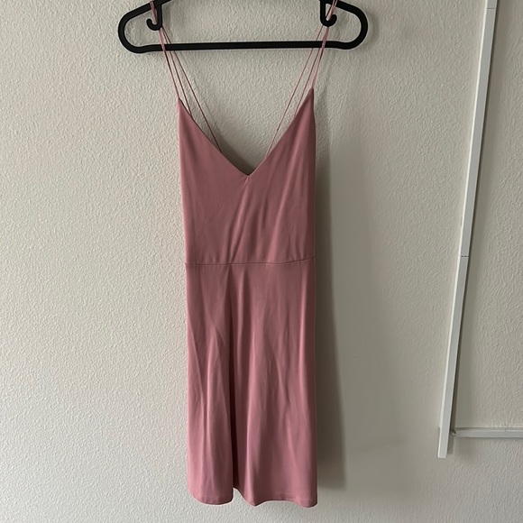 Dress - Picture 1 of 3